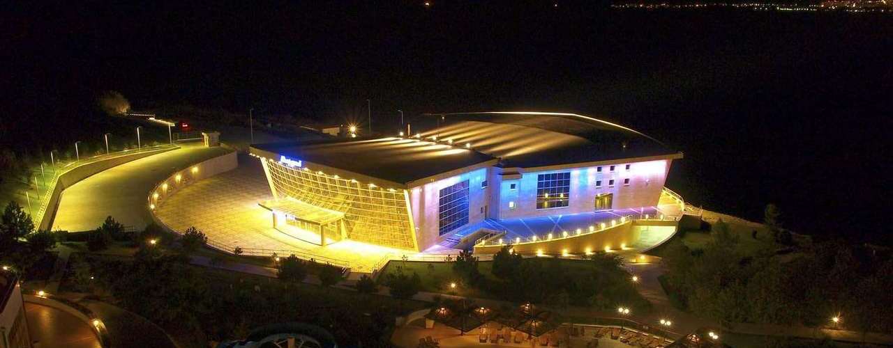 <  KRASSNODAR-CONGRESS HALL RUSSIA  >