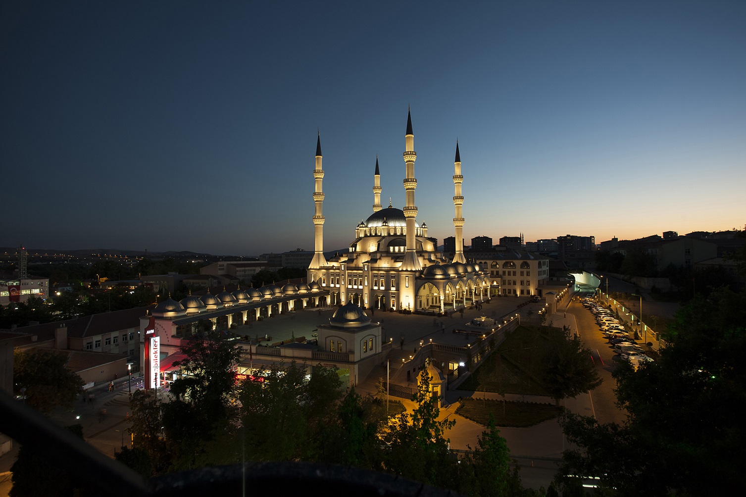 Kırıkkale Merkez Nur Camii ve Külliyesi